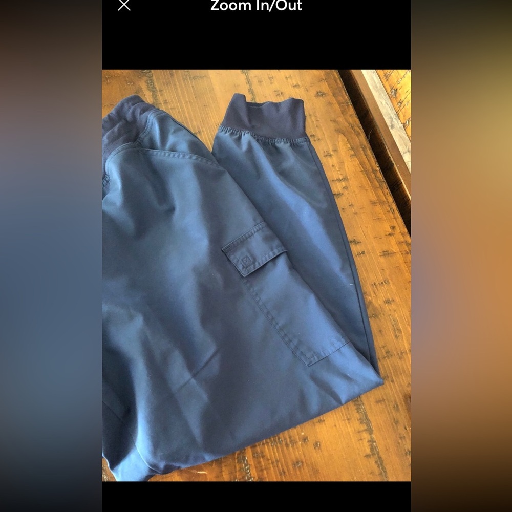 women’s navy scrub set.  Xl